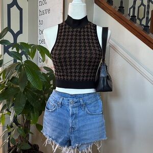 Bozzolo Black and Brown Houndstooth Crop Top